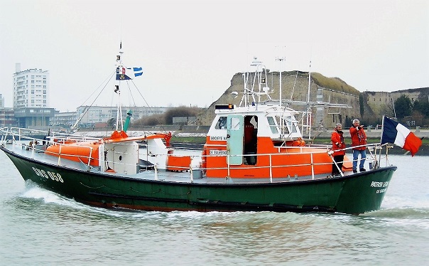 Retour du Patron Léon Avron à Calais - mars 2004